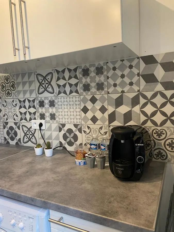 Studio Cosy Au Coeur Du Centre Ville Ideal Pour Visiter Marseilleの連絡先